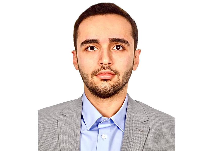 پوریا زنوزی